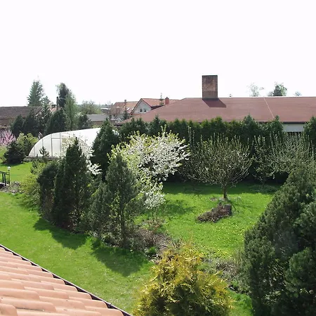 Villa Prag Nové Jirny